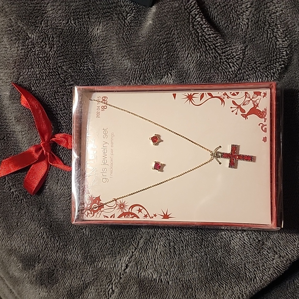 Boxed red cross & earrings set